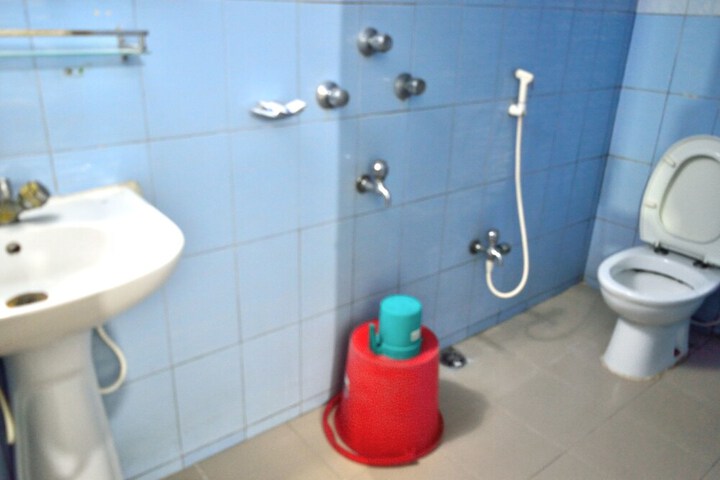 Room 42 of 59
