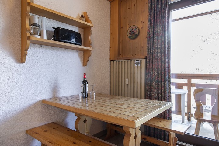 Room 25 of 79