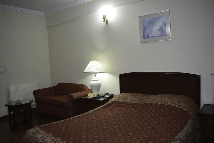 Room 16 of 45