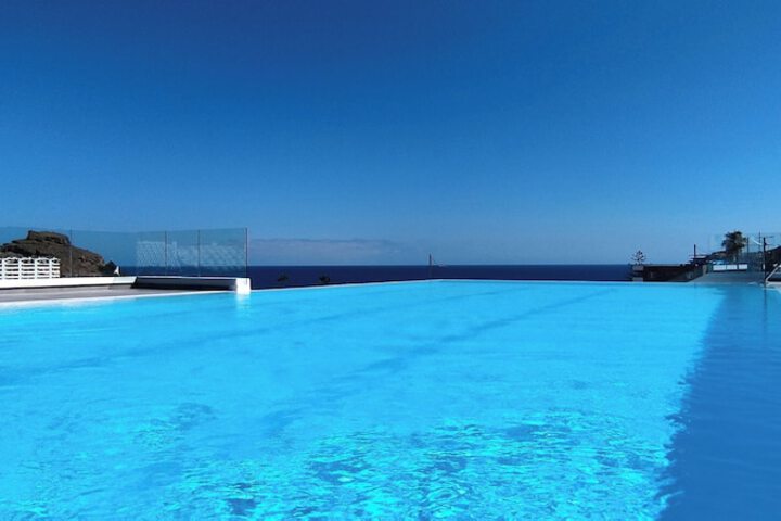 Pool 22 of 35