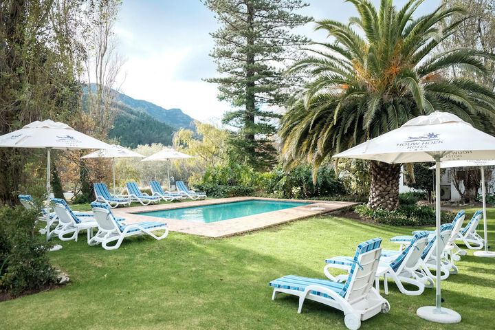 Pool 43 of 110