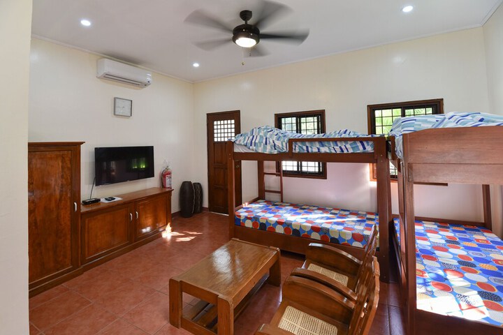 Room 14 of 69