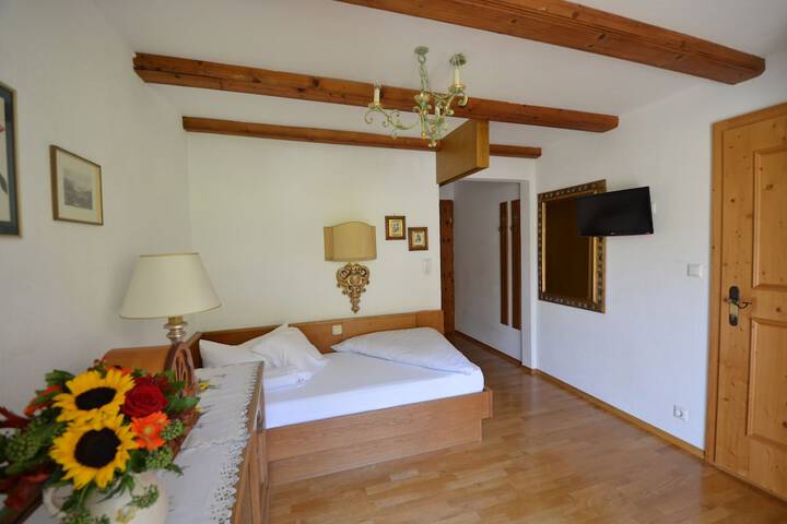 Room 5 of 55