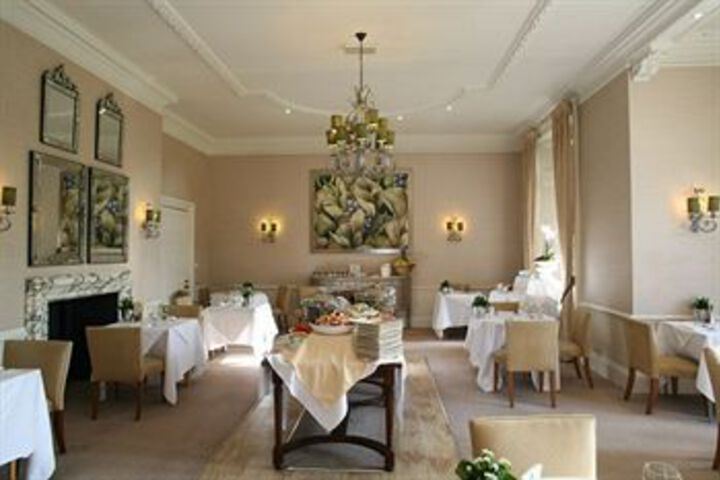 Dining 2 of 25