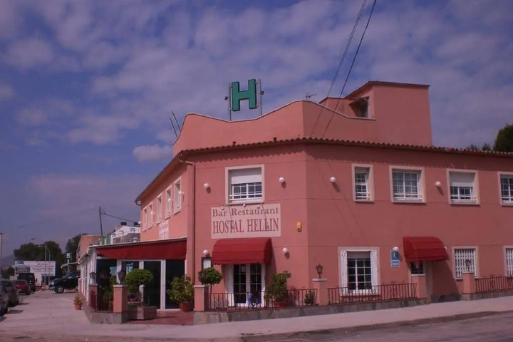 HOSTAL HELLIN