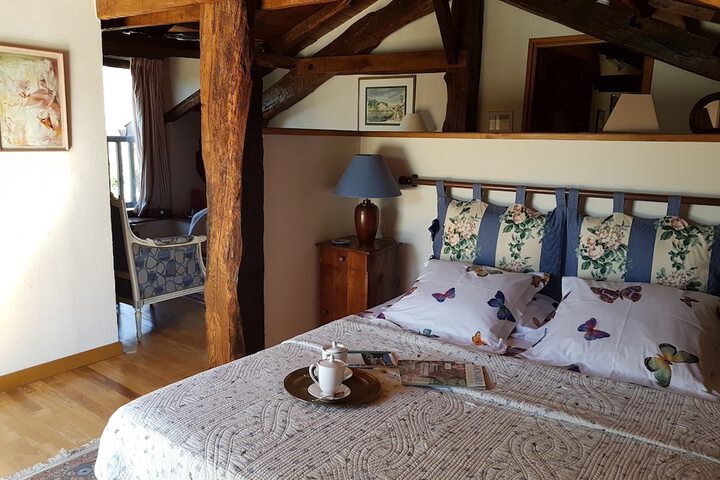 Room 11 of 31