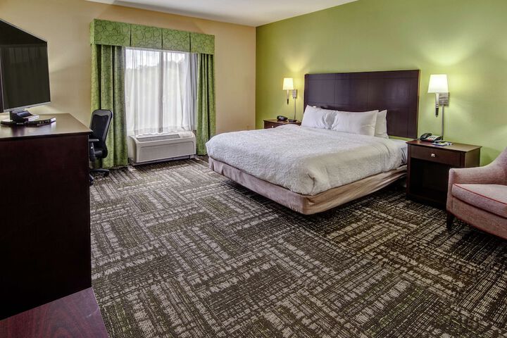Room 6 of 24