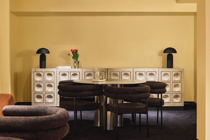 Hotel Interior 4 of 45