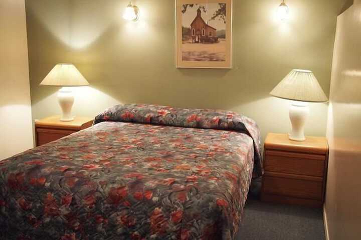 Room 2 of 34