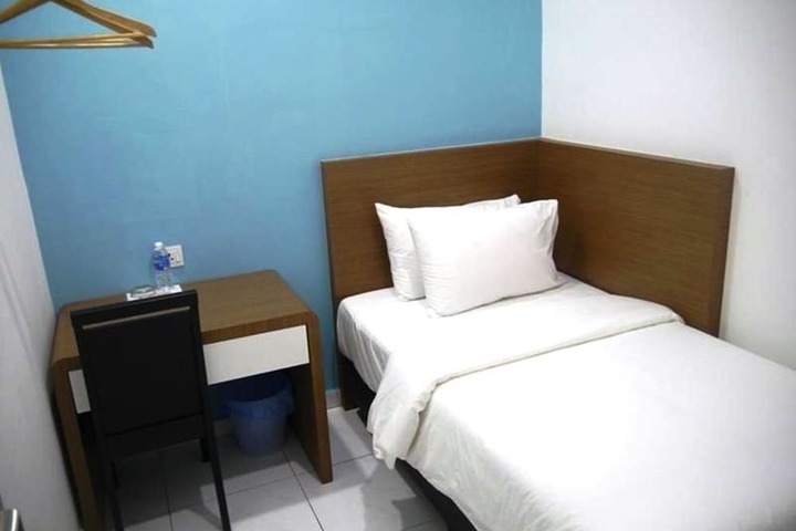 Room 20 of 30