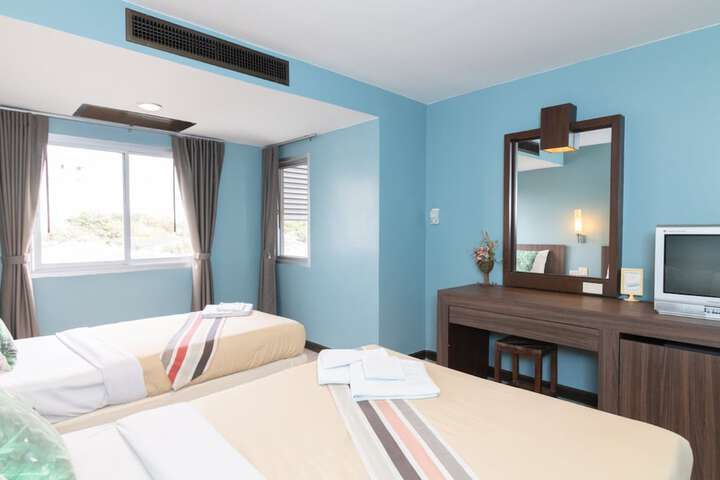 Room 19 of 61