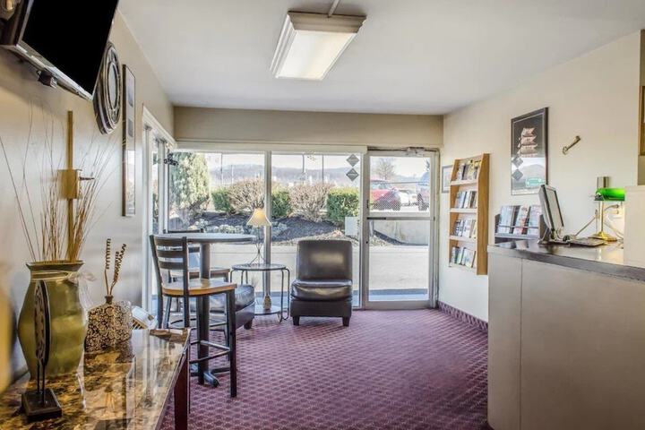 Hotel Interior 2 of 18