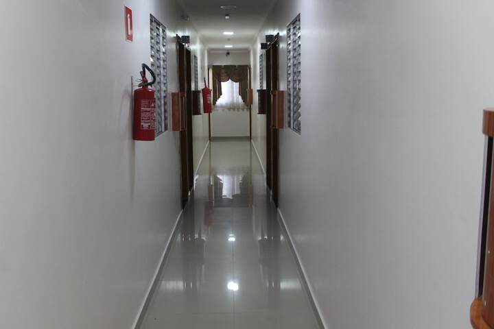 Ballroom/Hall 35 of 39