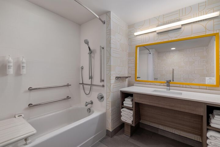 Bathroom shower