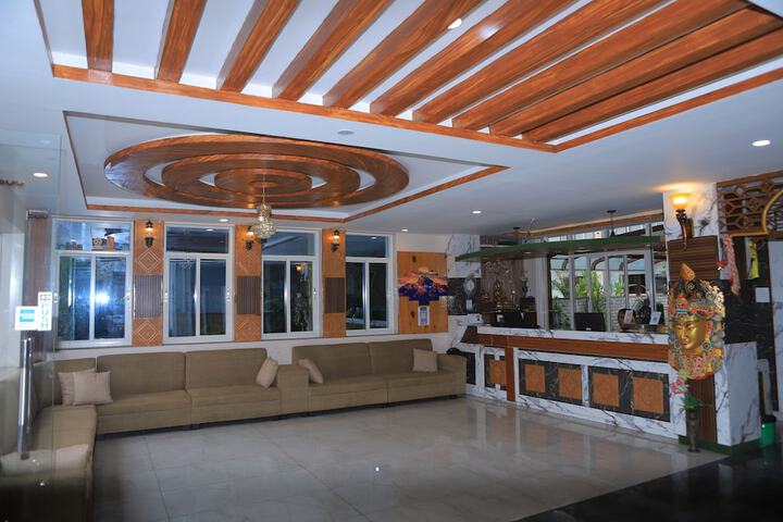 Hotel Interior 7 of 48