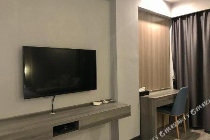 Deyue Hotel