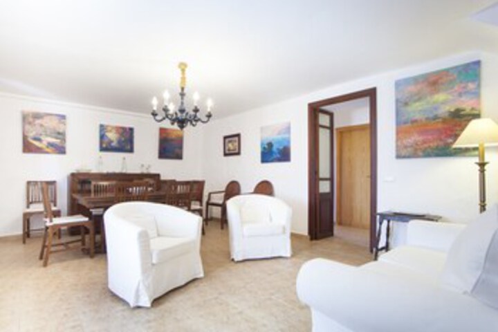 Room 16 of 37