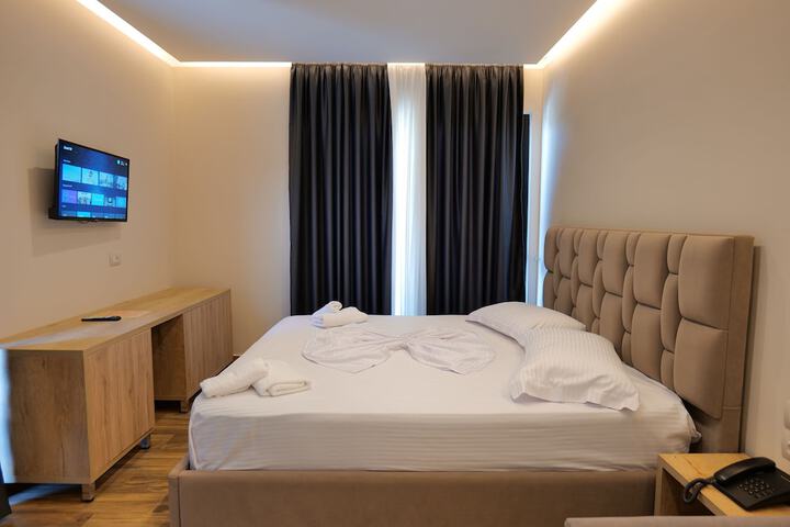 Room 14 of 107