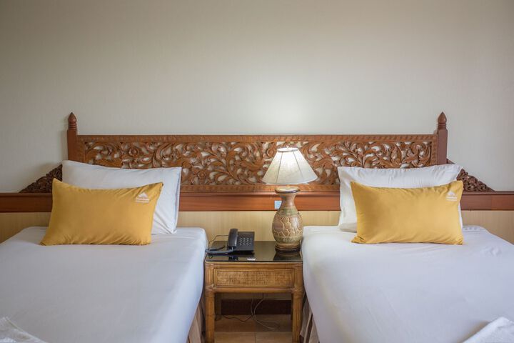 Room 10 of 62
