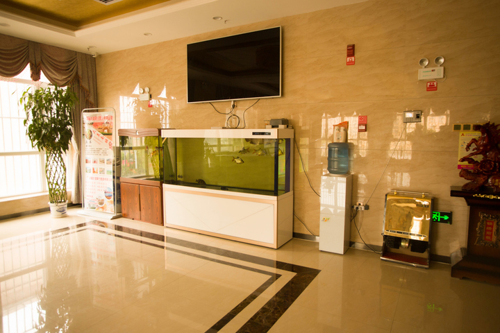 Hotel Interior 12 of 27