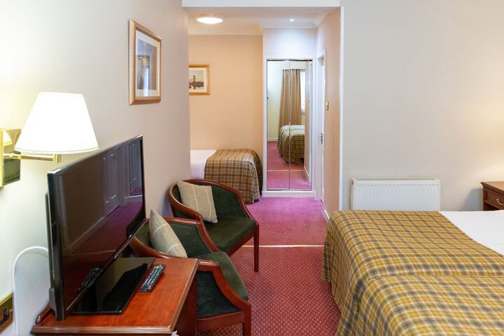 Room 61 of 116