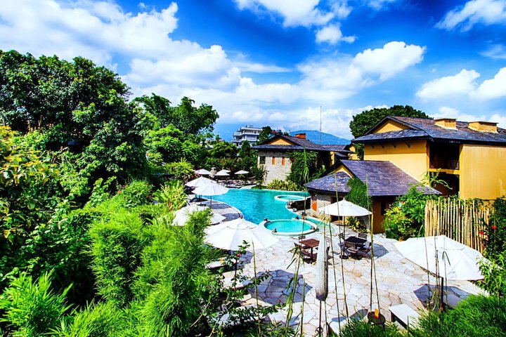 Pool Hotel