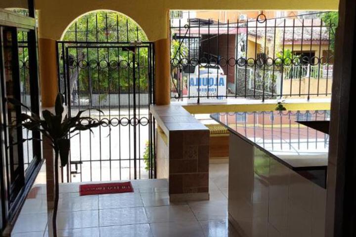 Exterior of Caribbean Hotel Santo Domingo