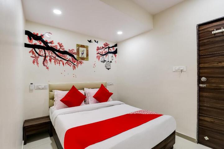 Super Hotel O Chandkheda Ahmedabad