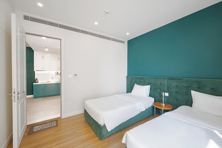 Room 44 of 501
