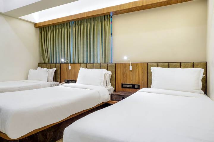 Room 35 of 100