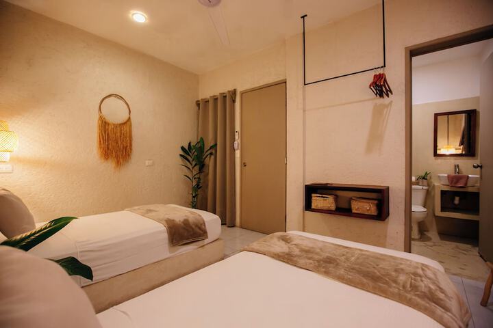 Room 41 of 117