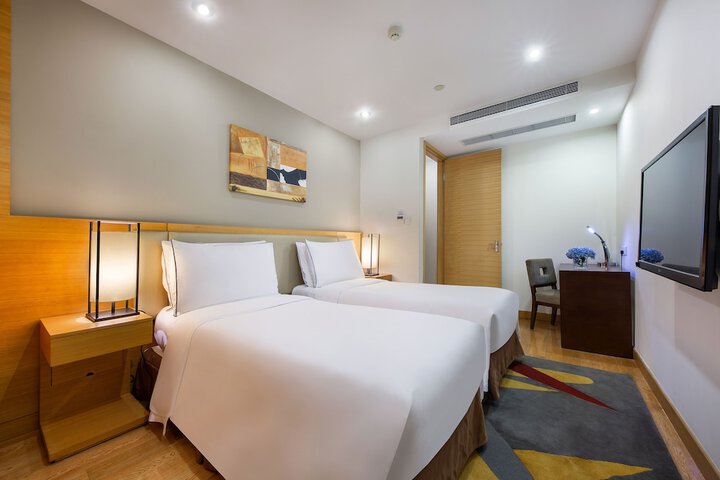 Room 12 of 47
