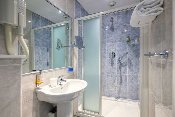 Clean Restrooms