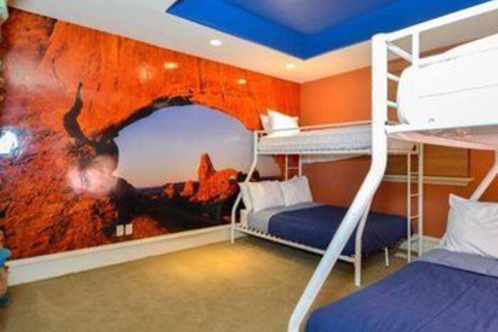 Room 60 of 150
