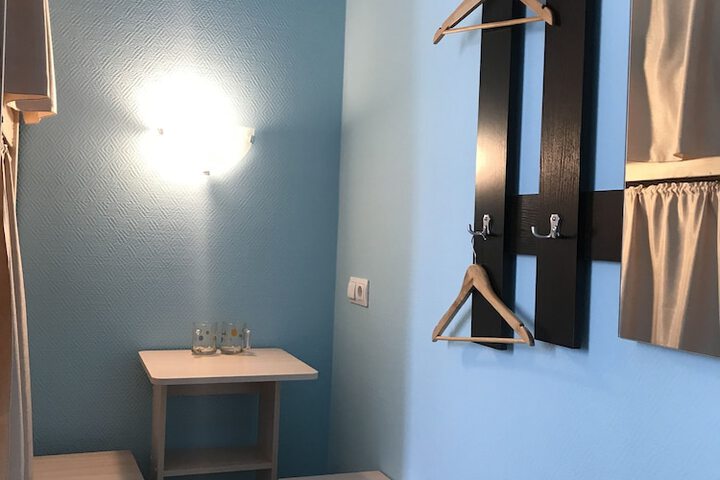 Room 13 of 24
