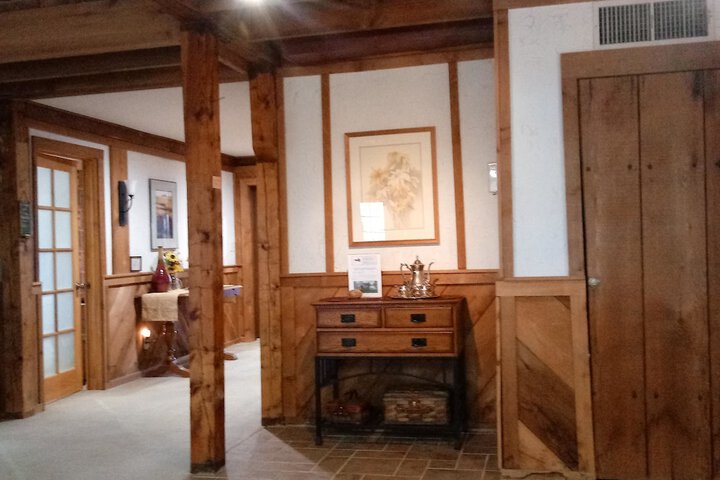 Hotel Interior 4 of 91