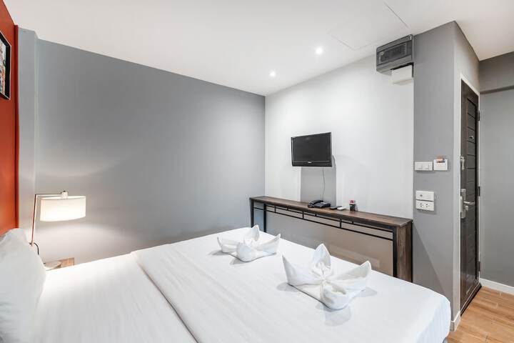 Room 26 of 70
