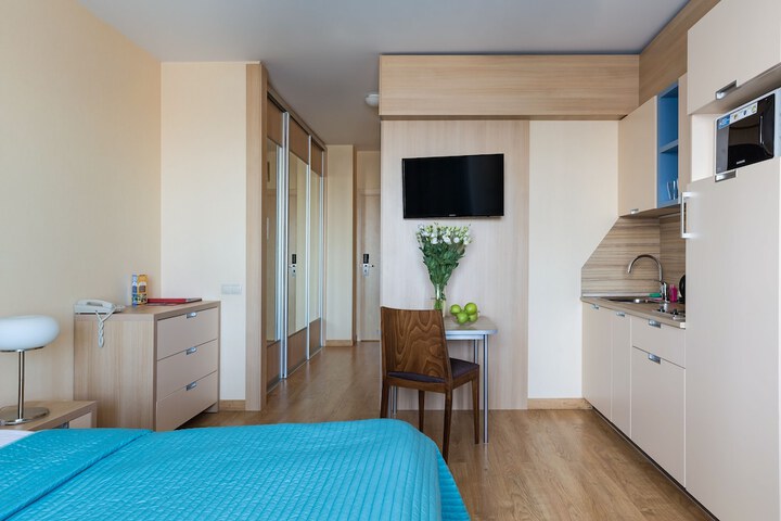 Room 30 of 84