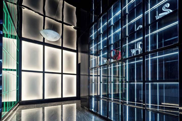 Hotel Interior 2 of 13