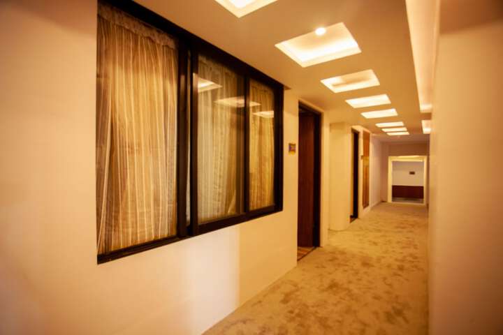 Ballroom/Hall 300 of 339