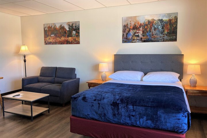 Room 7 of 27