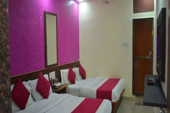 Room 21 of 25