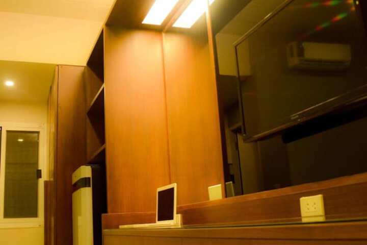 Room 28 of 29