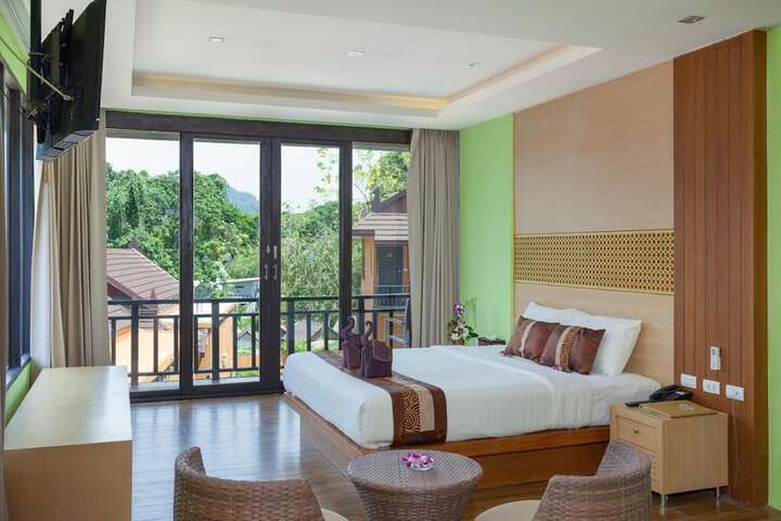 Room 10 of 41