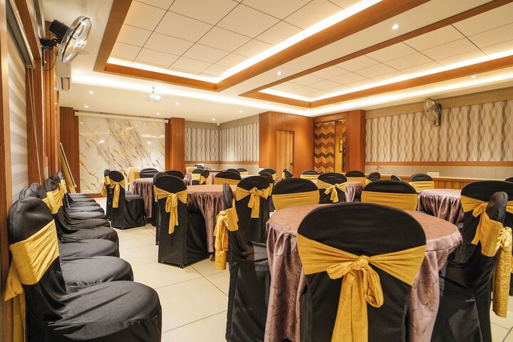 Room 10 of 83