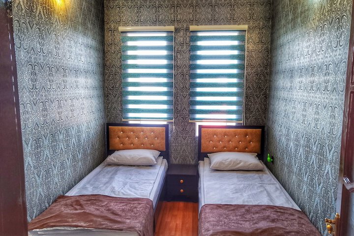 Room 13 of 23
