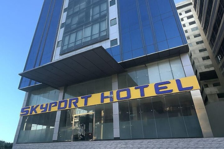 Skyport Hotel
