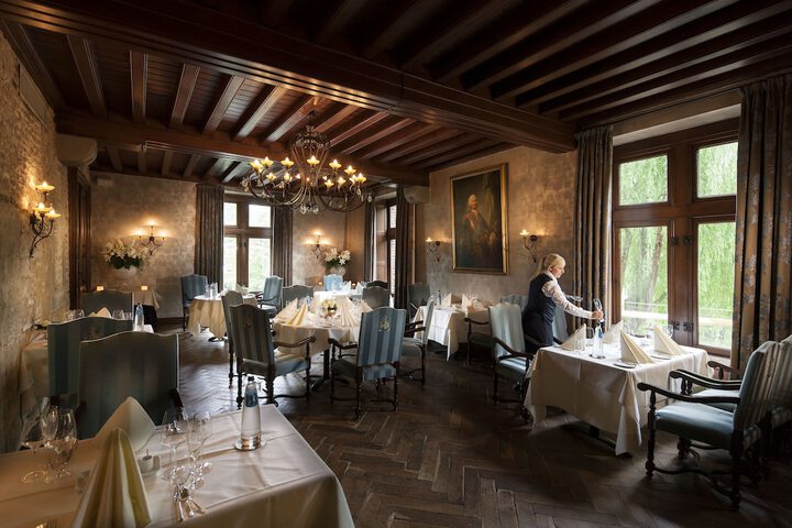 Dining 92 of 125