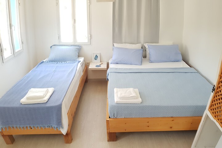 Room 5 of 35
