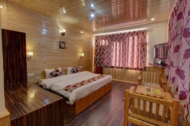 Room 3 of 19